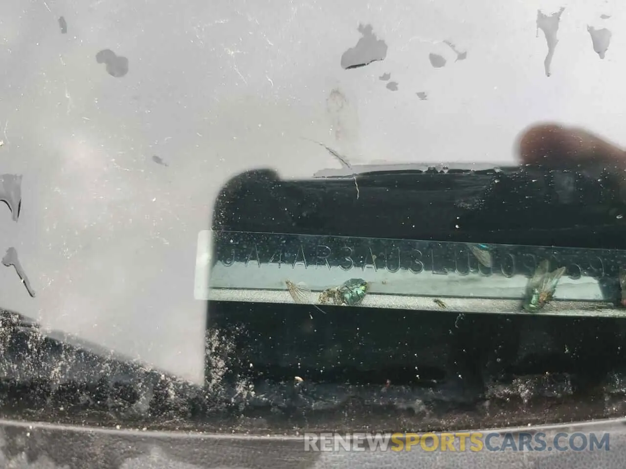 12 Photograph of a damaged car JA4AR3AU3LU009859 MITSUBISHI OUTLANDER 2020