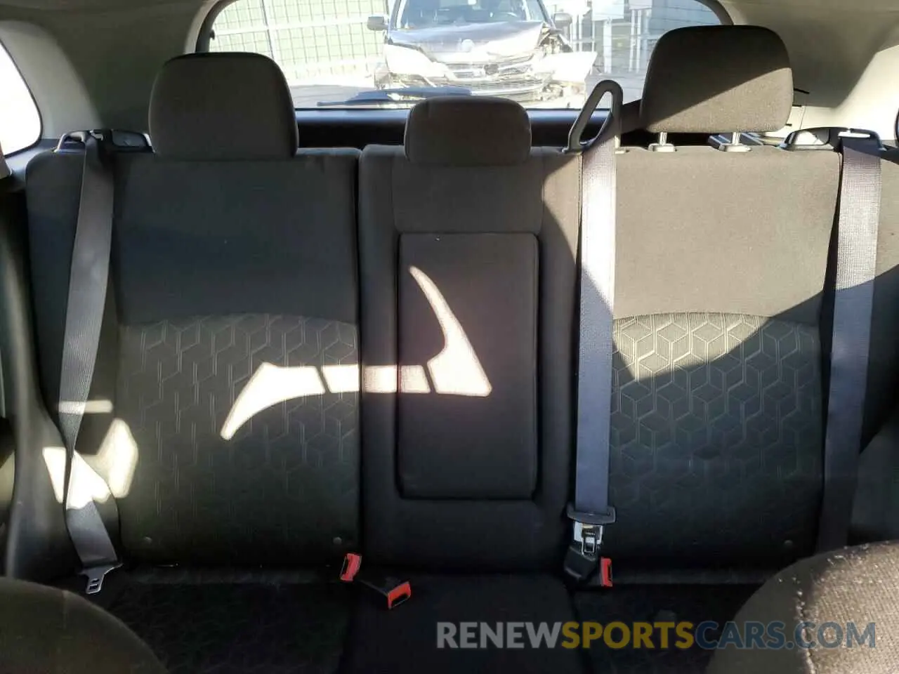 10 Photograph of a damaged car JA4AR3AU5LU017333 MITSUBISHI OUTLANDER 2020