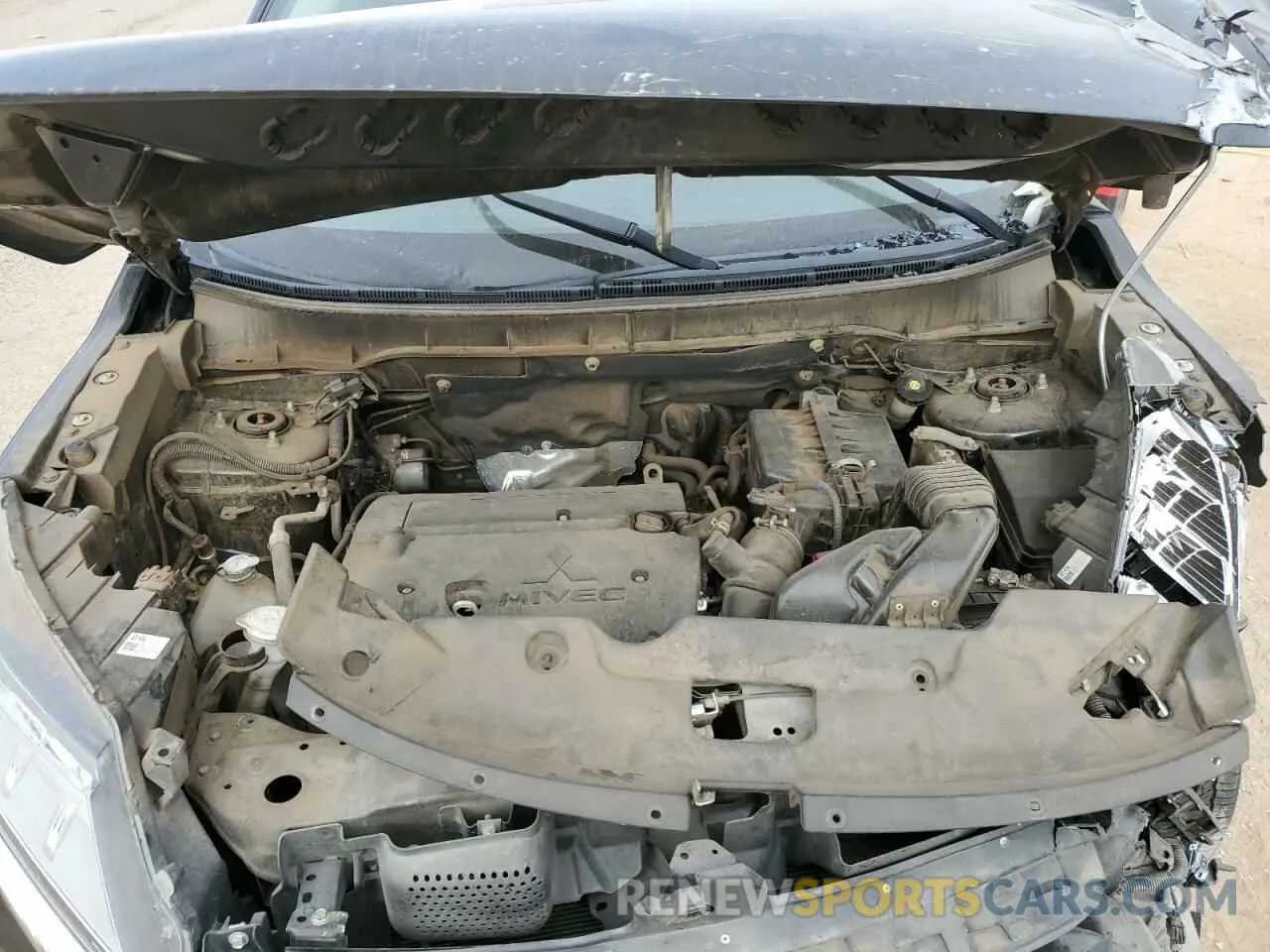 12 Photograph of a damaged car JA4AR3AU6LU022198 MITSUBISHI OUTLANDER 2020