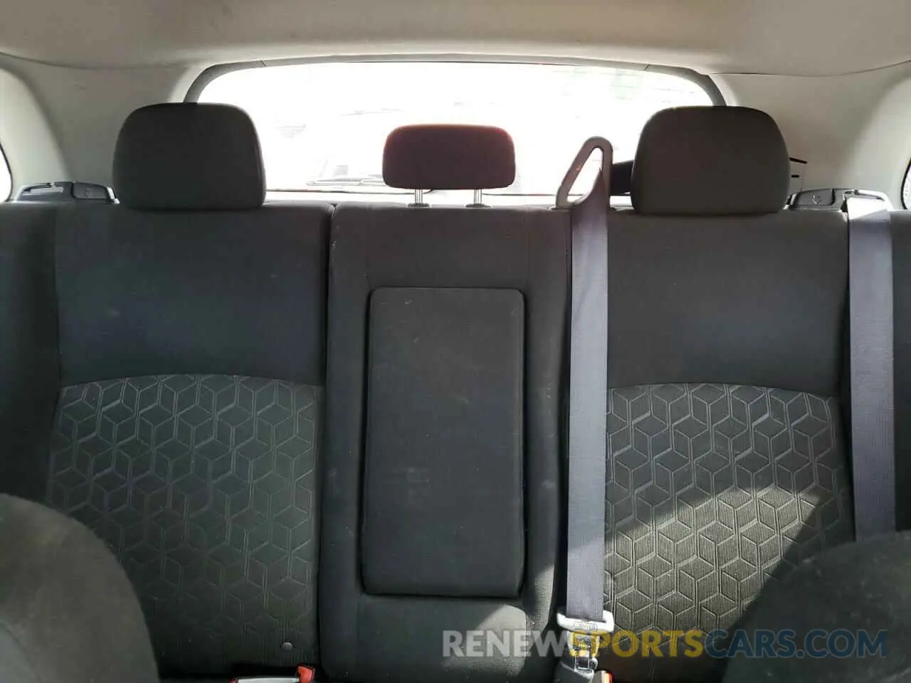 10 Photograph of a damaged car JA4AR3AU9LU027914 MITSUBISHI OUTLANDER 2020