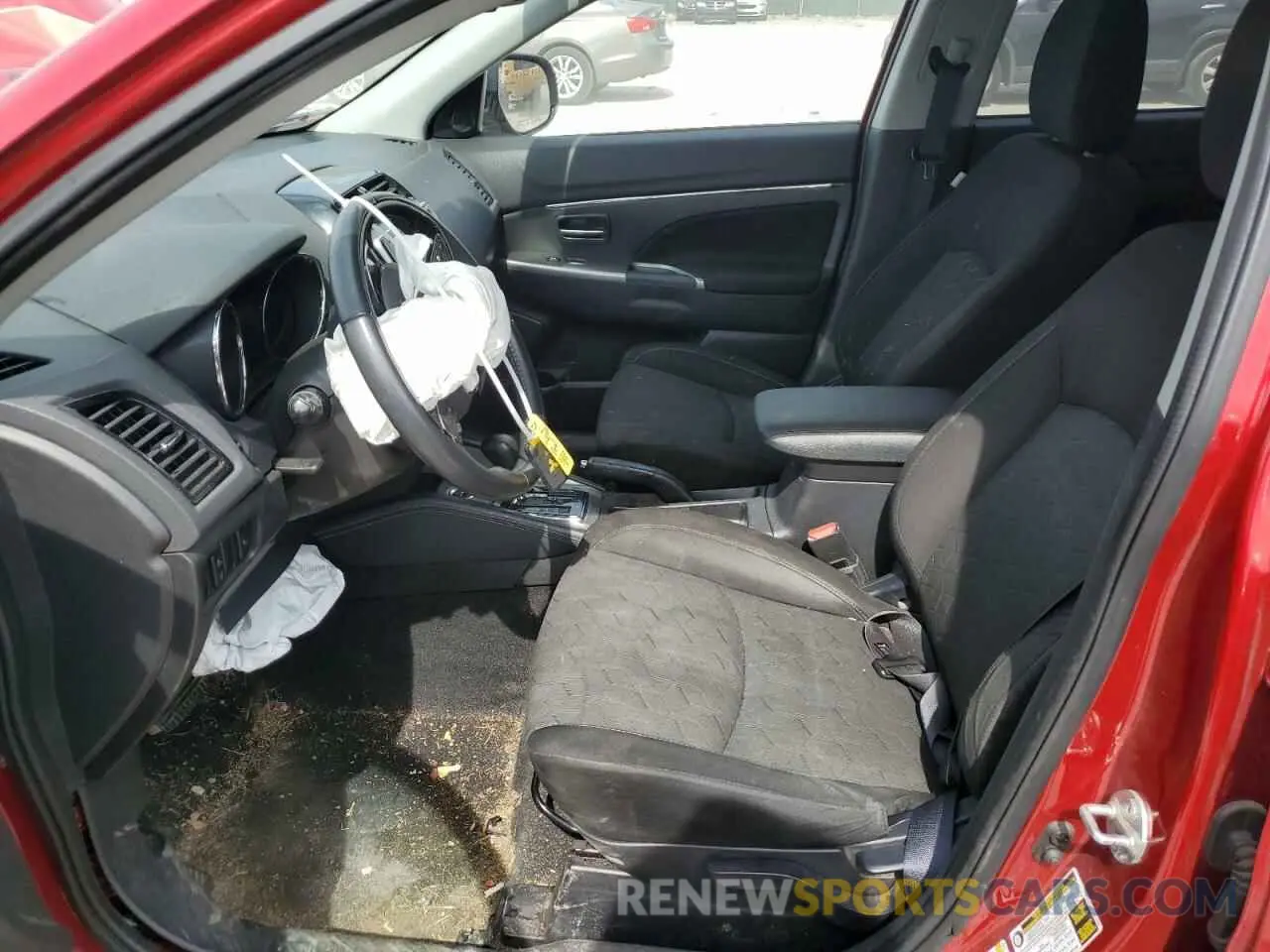 7 Photograph of a damaged car JA4AR3AU9LU027914 MITSUBISHI OUTLANDER 2020