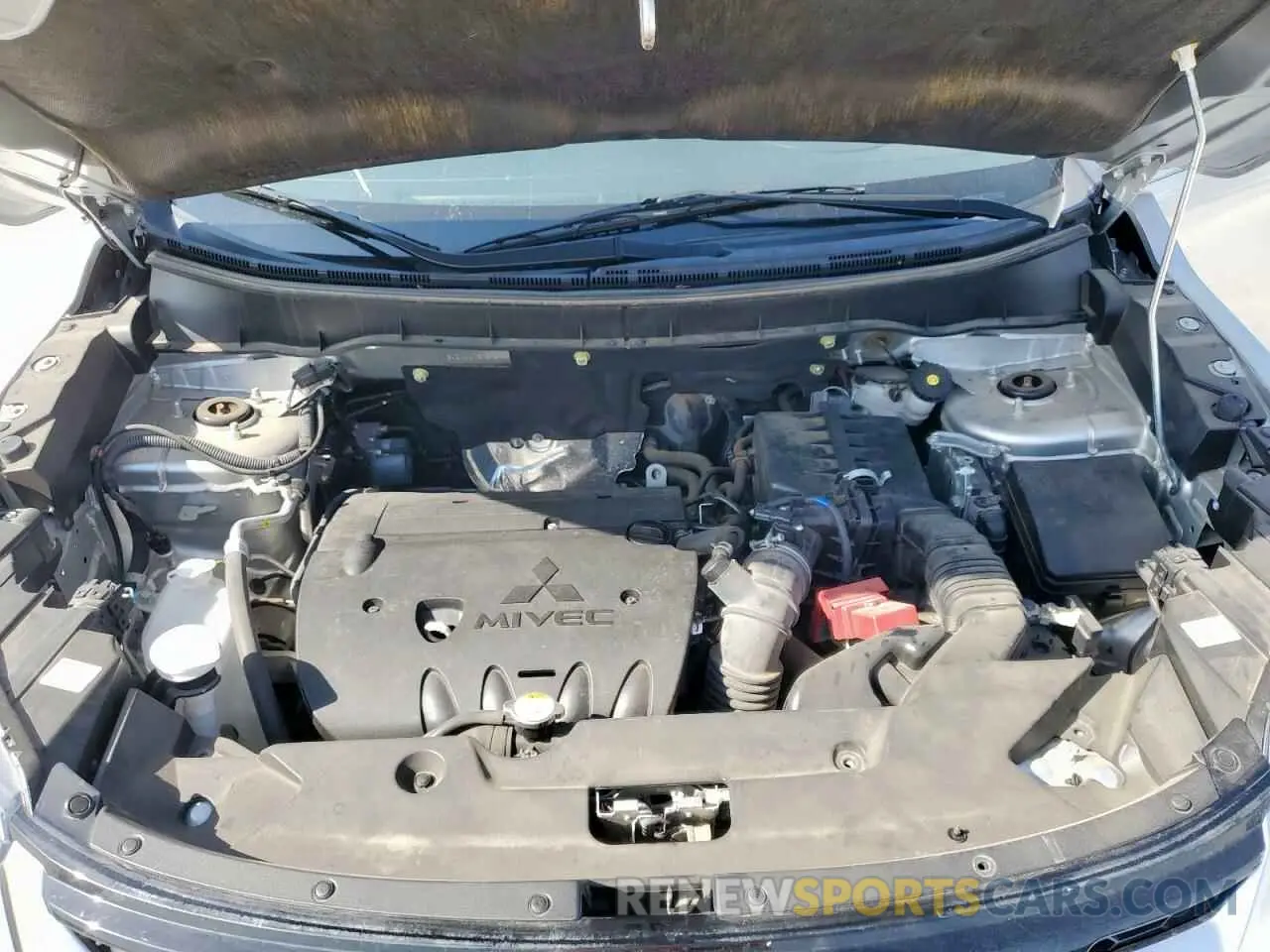 14 Photograph of a damaged car JA4AR3AU9LU031316 MITSUBISHI OUTLANDER 2020