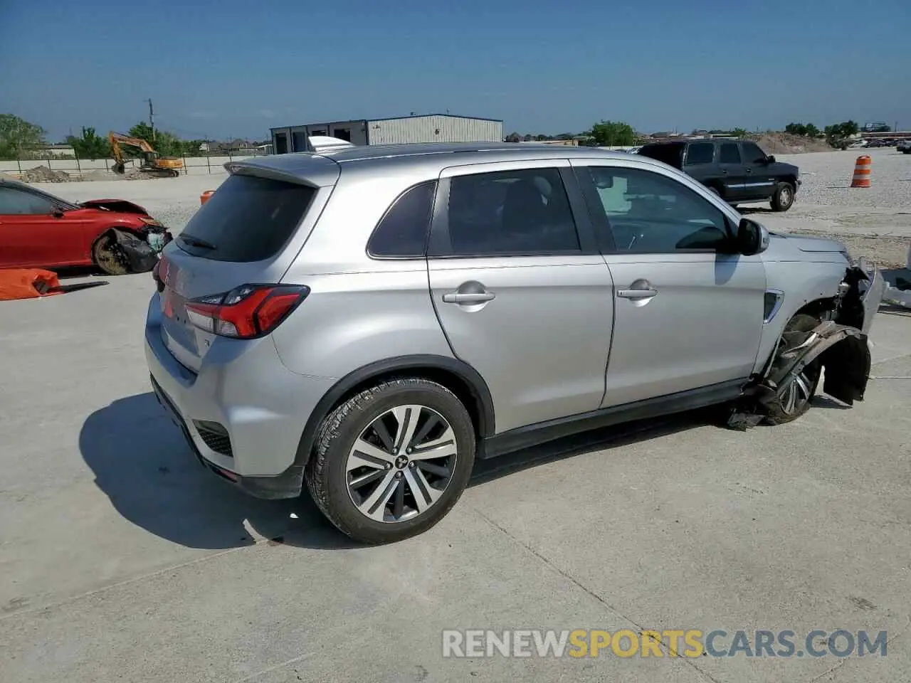 3 Photograph of a damaged car JA4AR3AU9LU031316 MITSUBISHI OUTLANDER 2020