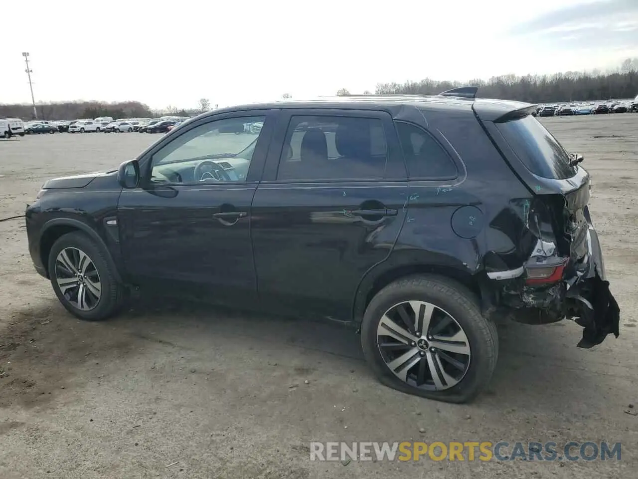 2 Photograph of a damaged car JA4AR3AUXLU012385 MITSUBISHI OUTLANDER 2020