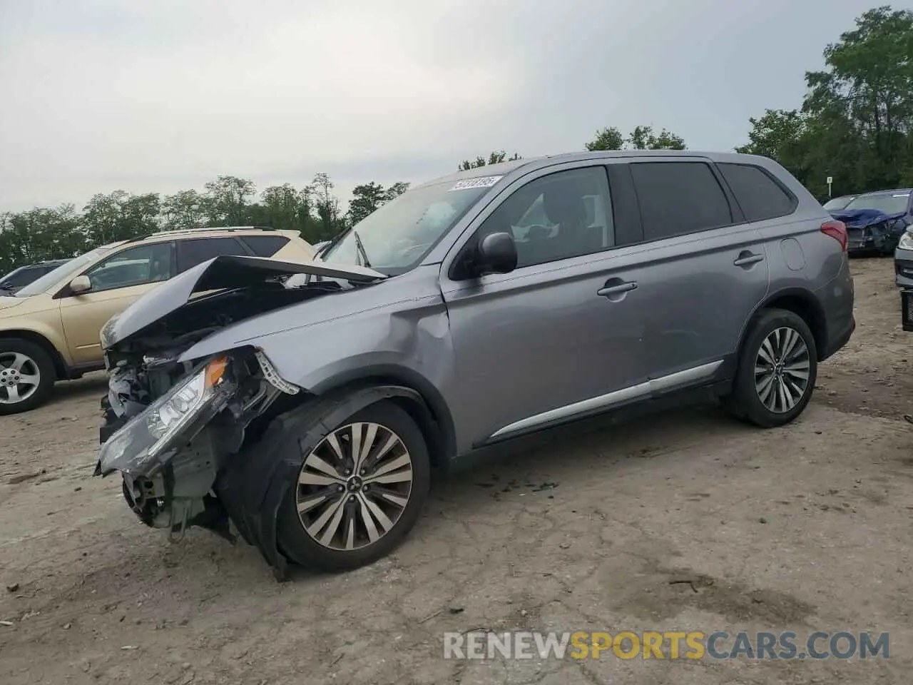 1 Photograph of a damaged car JA4AZ3A30LZ015158 MITSUBISHI OUTLANDER 2020