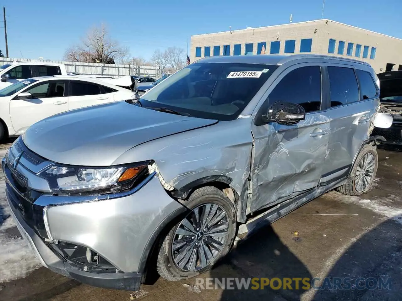 1 Photograph of a damaged car JA4AZ3A31LZ025066 MITSUBISHI OUTLANDER 2020