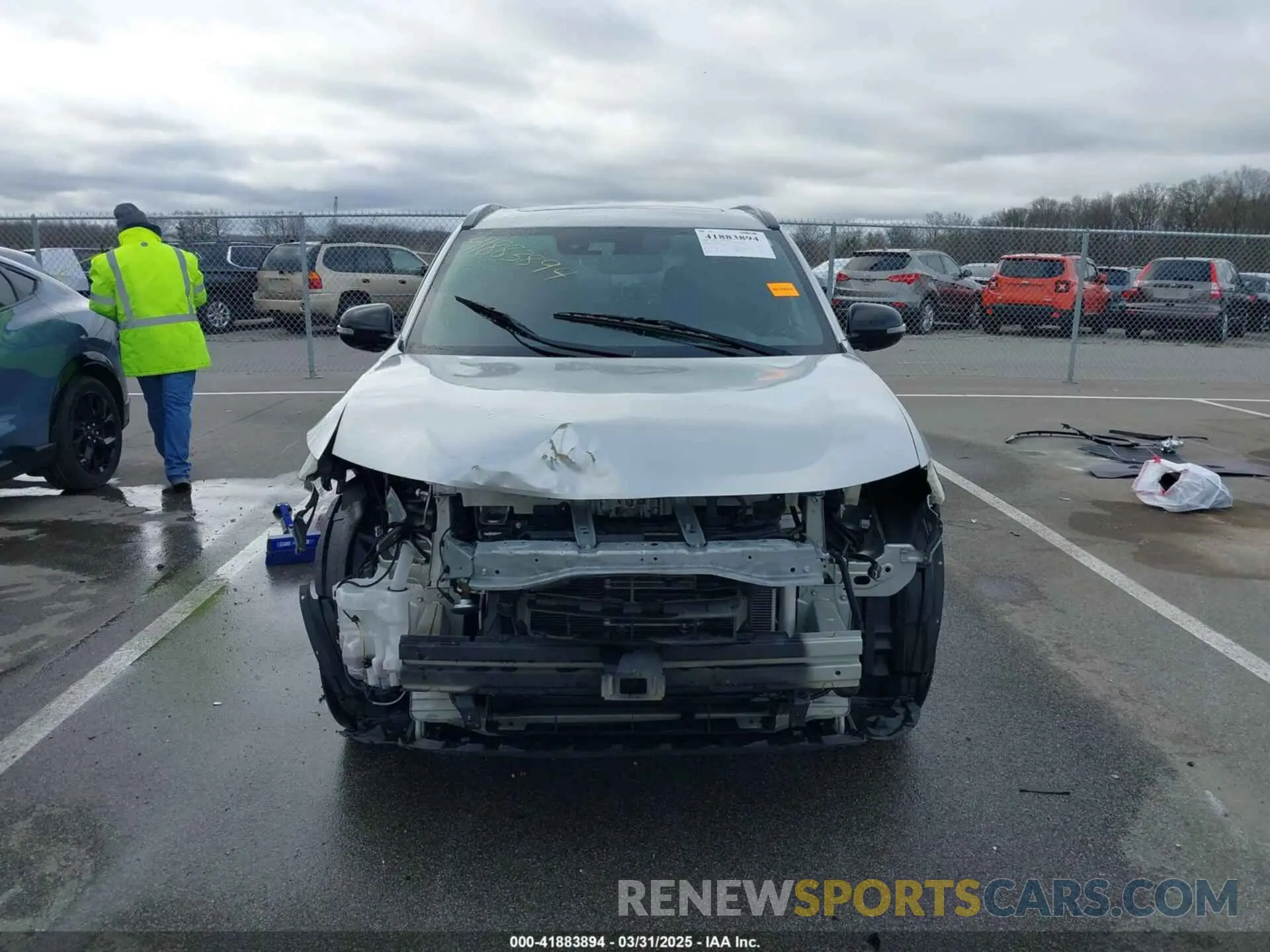 12 Photograph of a damaged car JA4AZ3A31LZ046189 MITSUBISHI OUTLANDER 2020