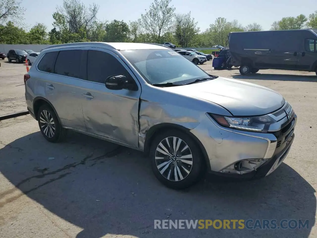 4 Photograph of a damaged car JA4AZ3A32LZ029711 MITSUBISHI OUTLANDER 2020