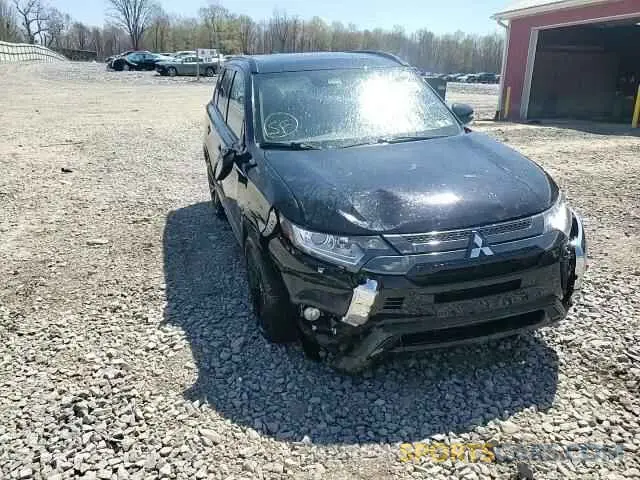 14 Photograph of a damaged car JA4AZ3A32LZ032401 MITSUBISHI OUTLANDER 2020