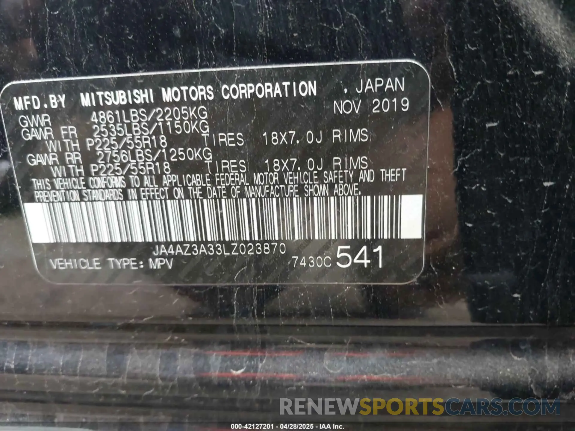 9 Photograph of a damaged car JA4AZ3A33LZ023870 MITSUBISHI OUTLANDER 2020