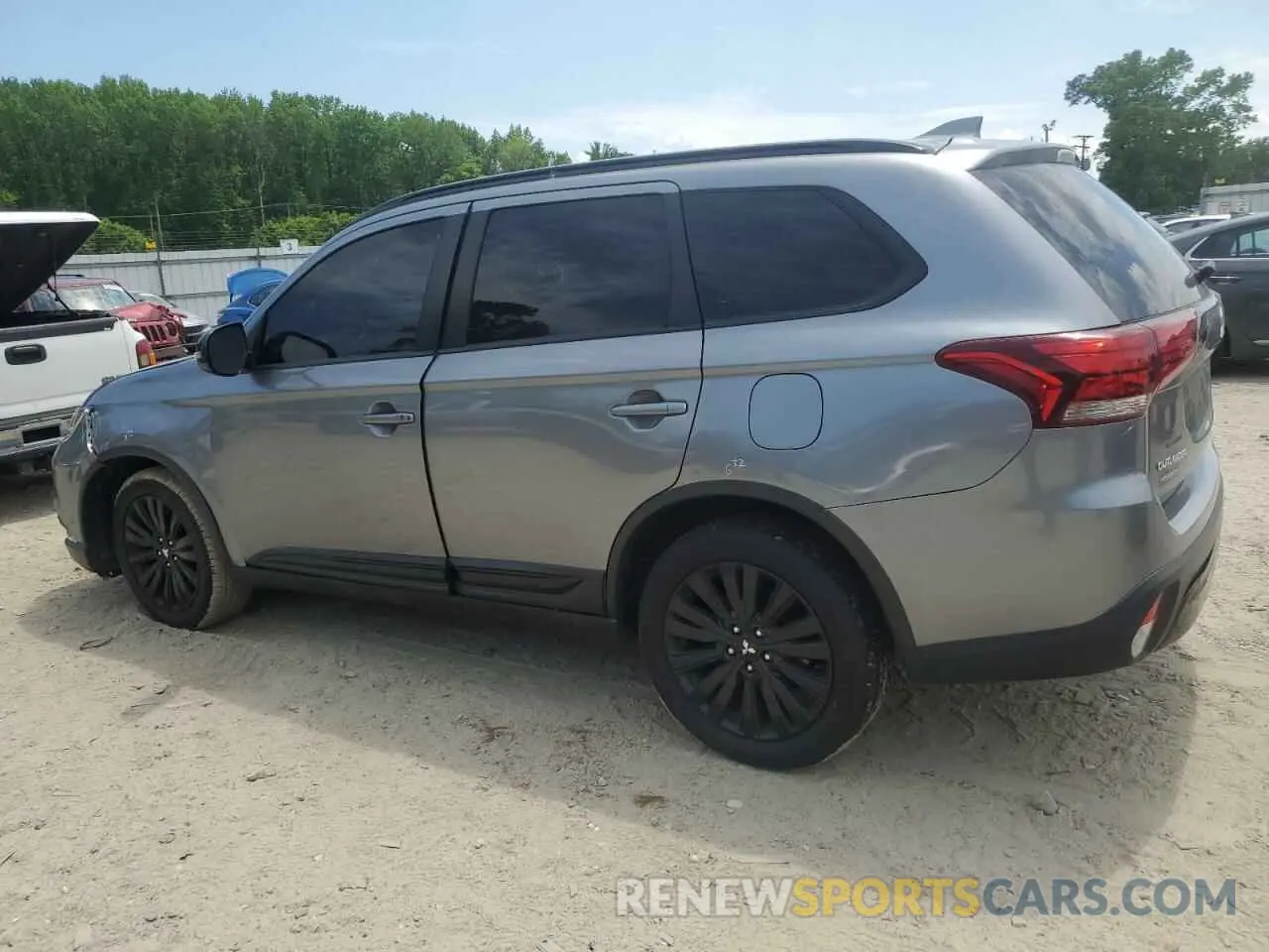 2 Photograph of a damaged car JA4AZ3A33LZ042869 MITSUBISHI OUTLANDER 2020