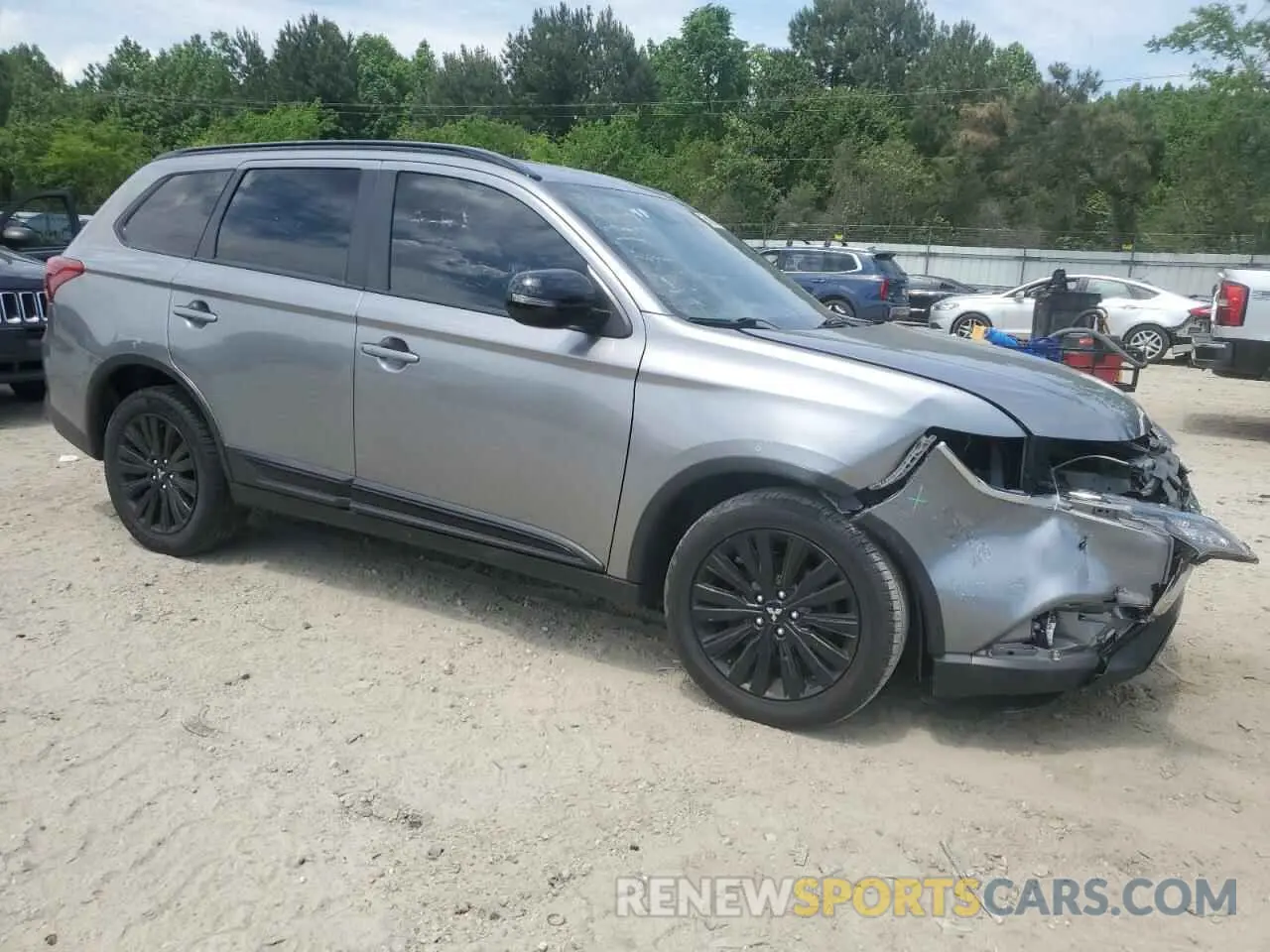 4 Photograph of a damaged car JA4AZ3A33LZ042869 MITSUBISHI OUTLANDER 2020