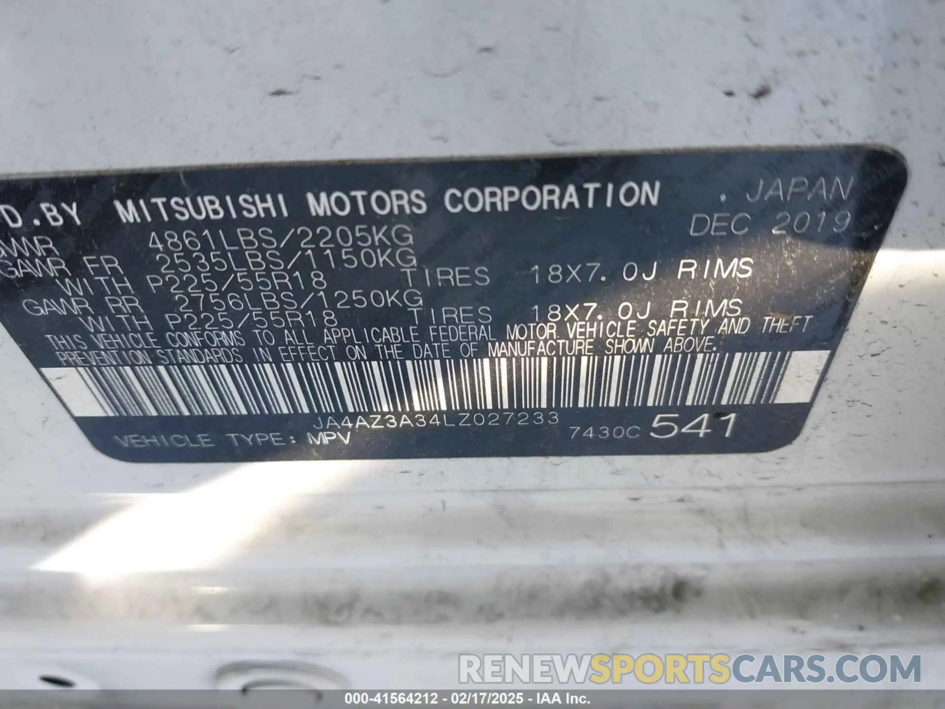 9 Photograph of a damaged car JA4AZ3A34LZ027233 MITSUBISHI OUTLANDER 2020