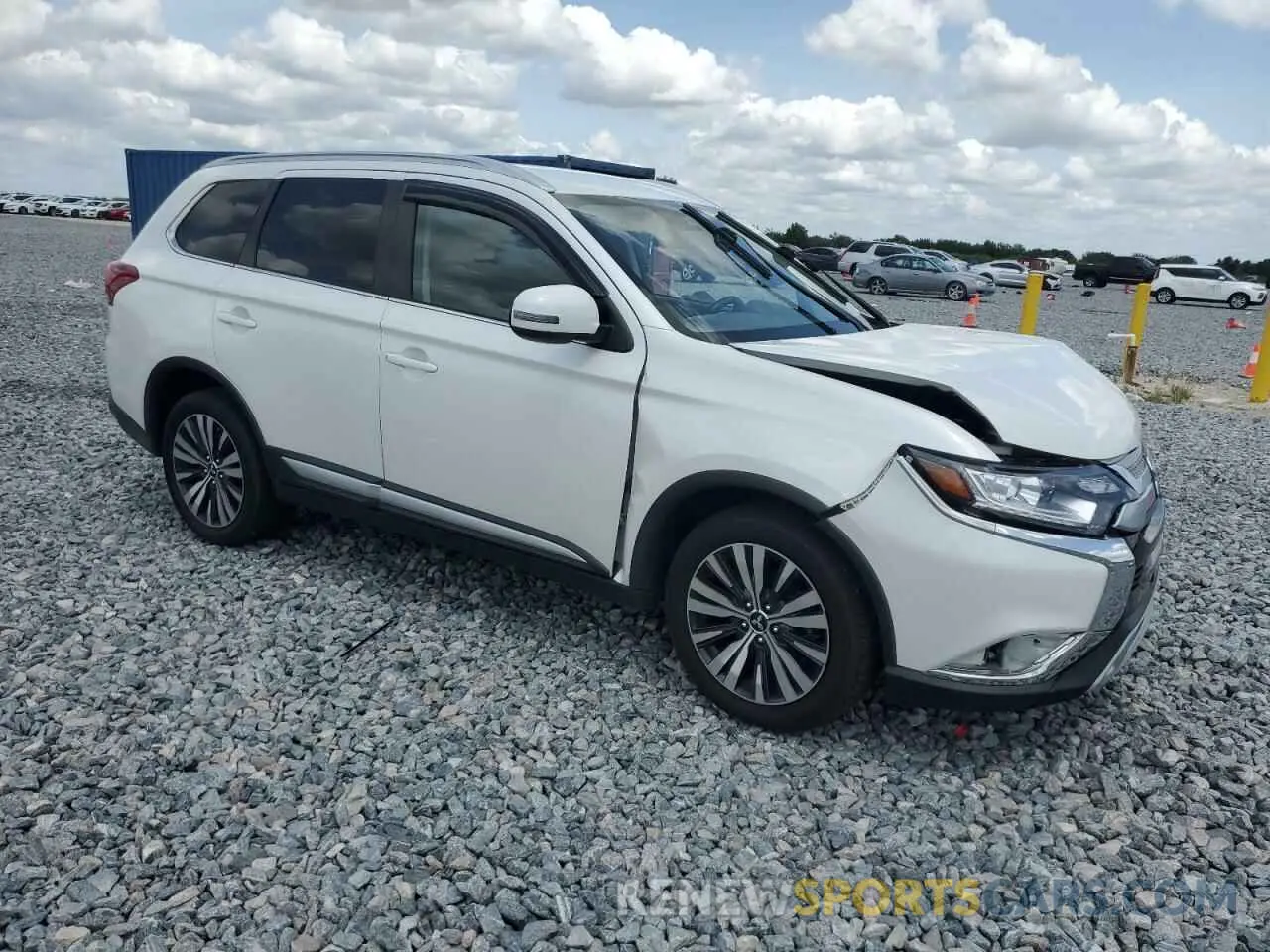 4 Photograph of a damaged car JA4AZ3A34LZ038376 MITSUBISHI OUTLANDER 2020