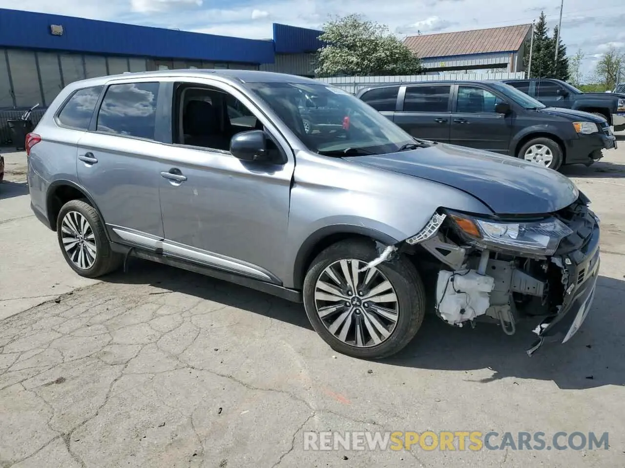 4 Photograph of a damaged car JA4AZ3A35LZ026088 MITSUBISHI OUTLANDER 2020