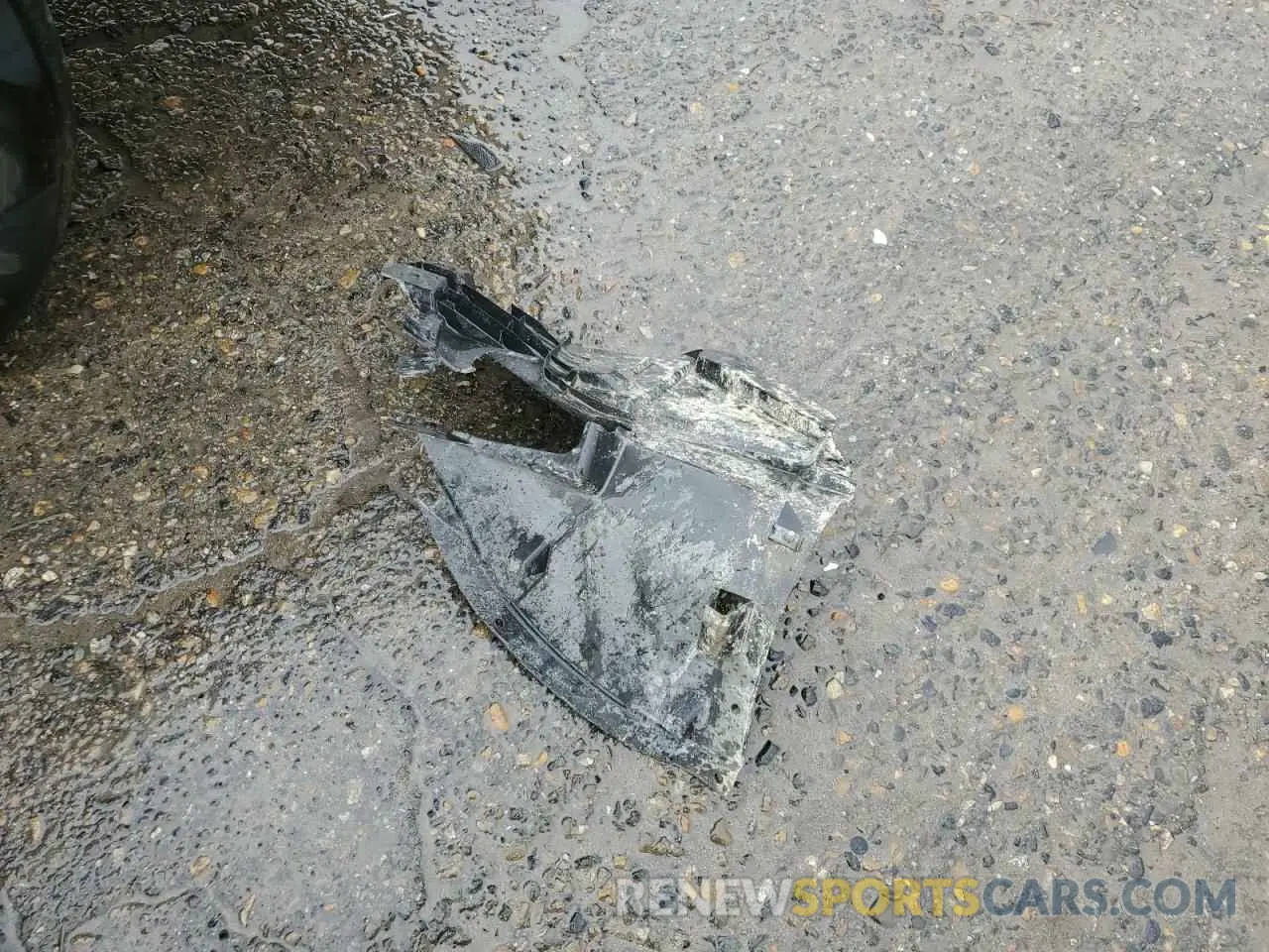 13 Photograph of a damaged car JA4AZ3A35LZ035034 MITSUBISHI OUTLANDER 2020