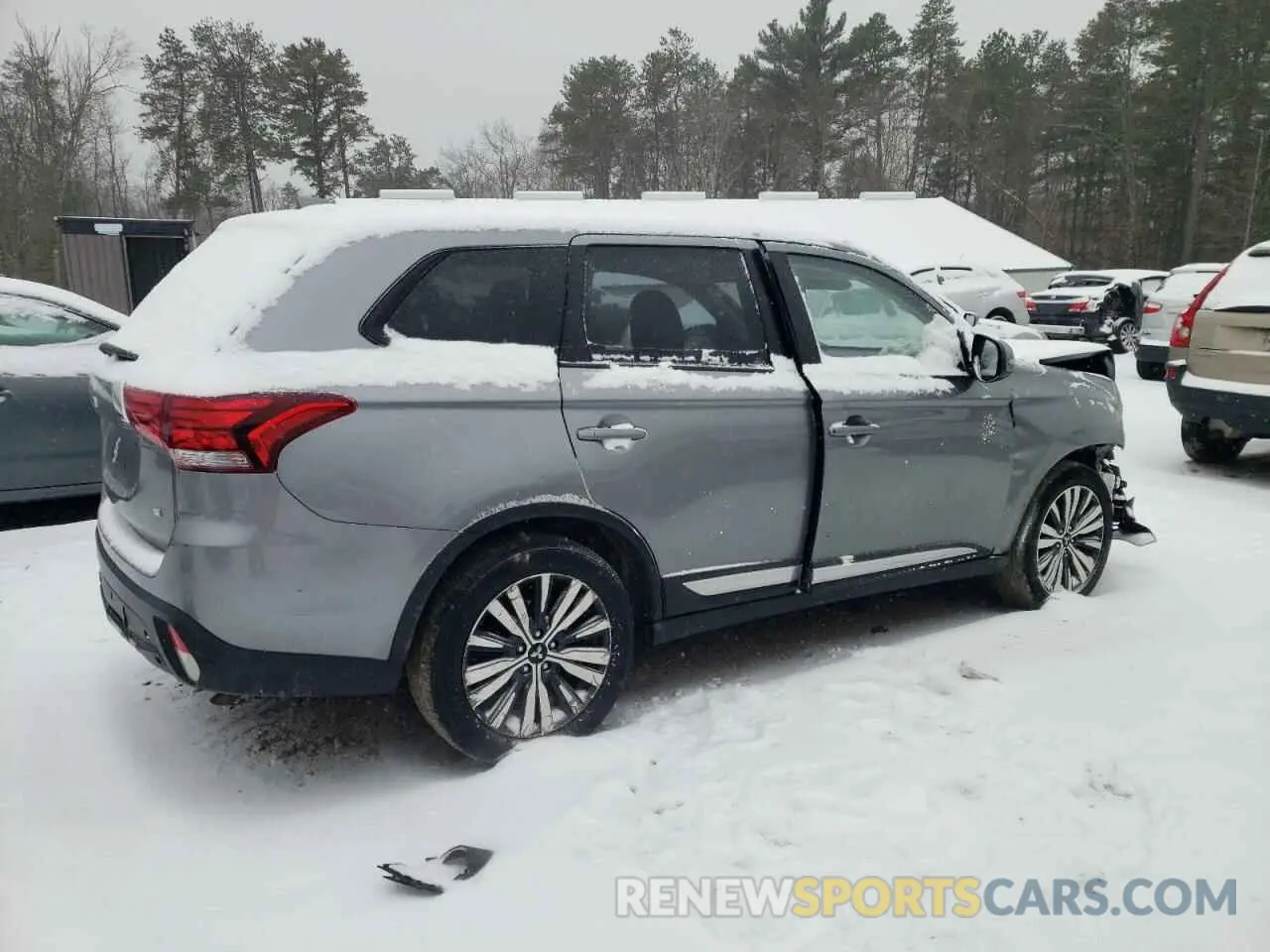 3 Photograph of a damaged car JA4AZ3A35LZ043926 MITSUBISHI OUTLANDER 2020