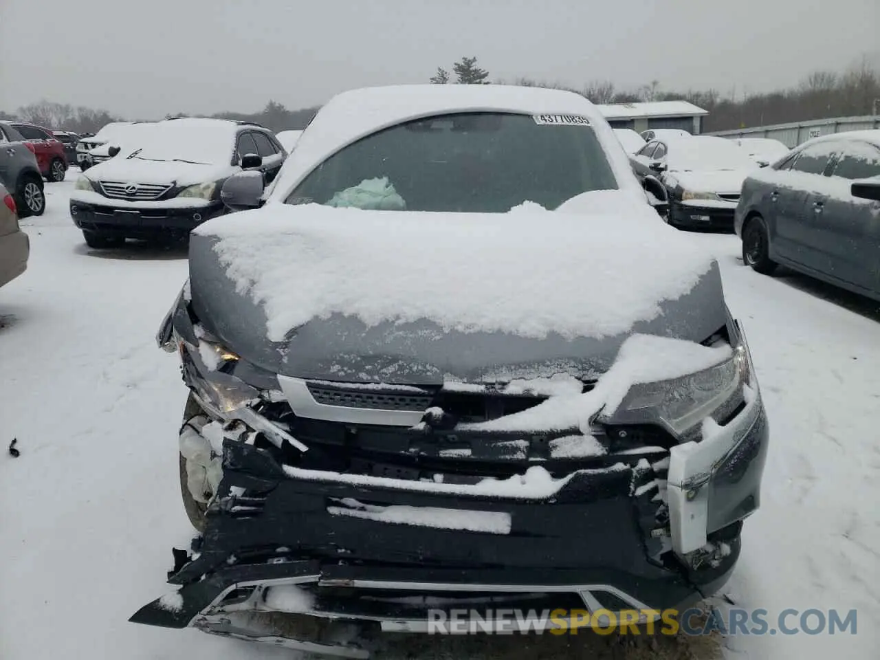 5 Photograph of a damaged car JA4AZ3A35LZ043926 MITSUBISHI OUTLANDER 2020