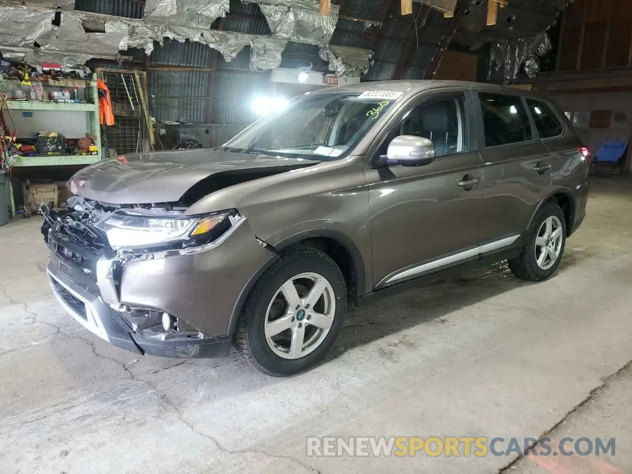 1 Photograph of a damaged car JA4AZ3A36LZ047239 MITSUBISHI OUTLANDER 2020
