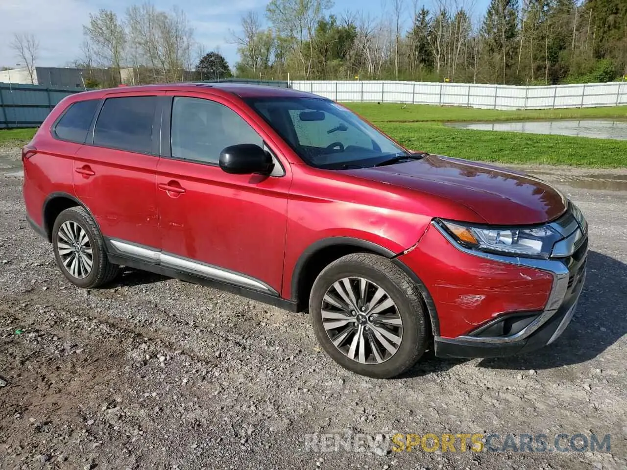 4 Photograph of a damaged car JA4AZ3A37LZ011267 MITSUBISHI OUTLANDER 2020