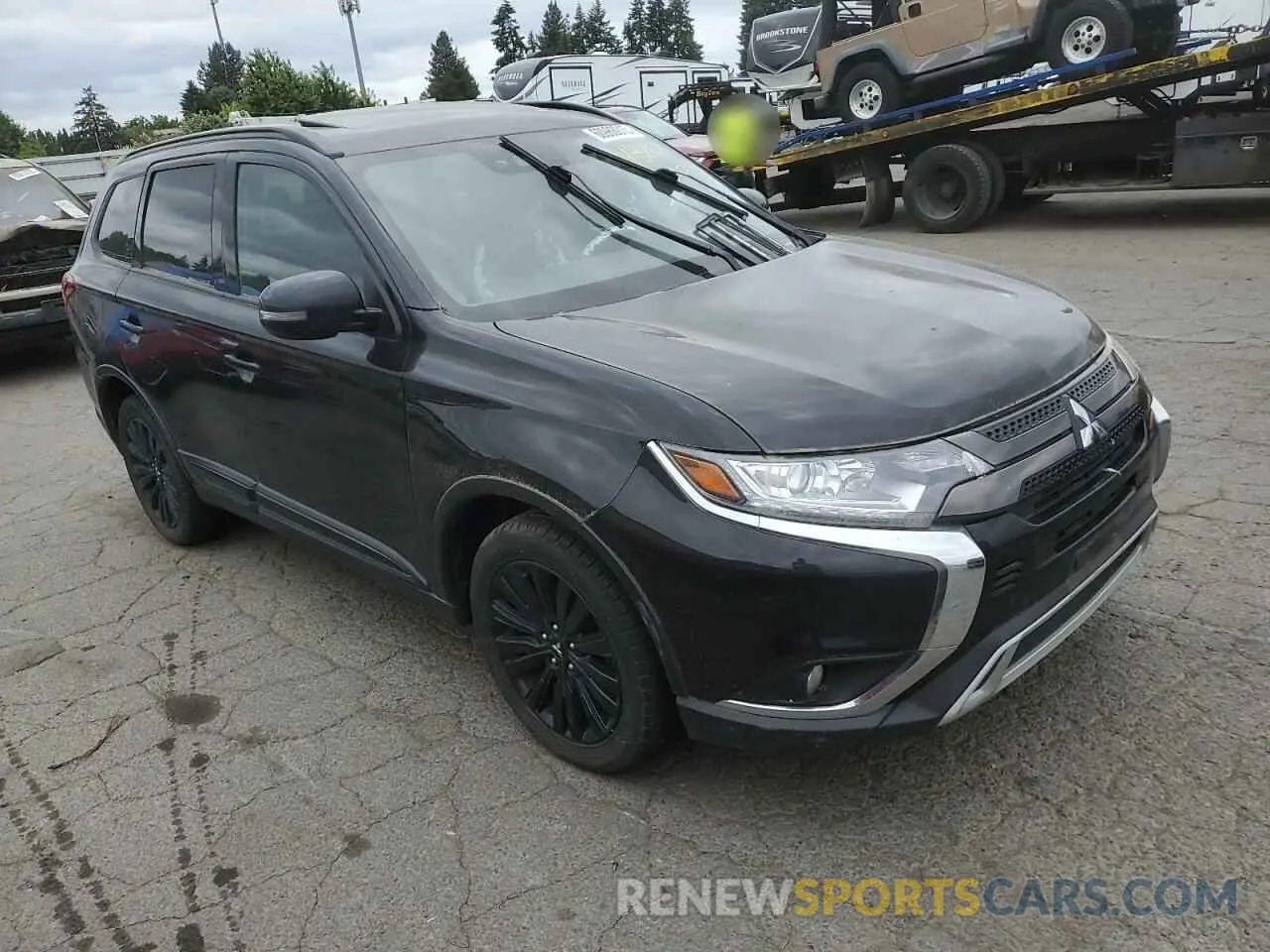 4 Photograph of a damaged car JA4AZ3A38LZ036016 MITSUBISHI OUTLANDER 2020