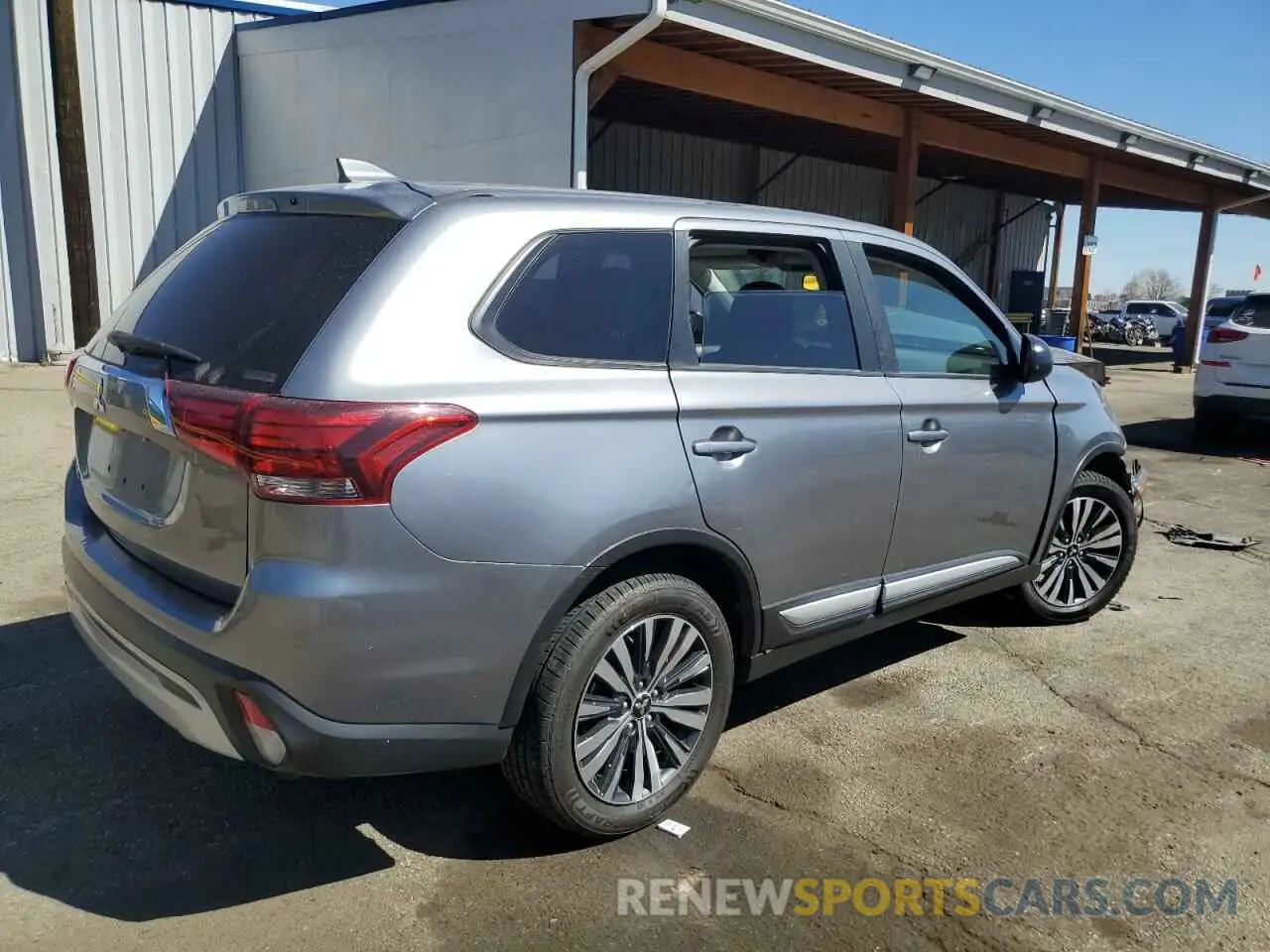 3 Photograph of a damaged car JA4AZ3A39LZ026496 MITSUBISHI OUTLANDER 2020