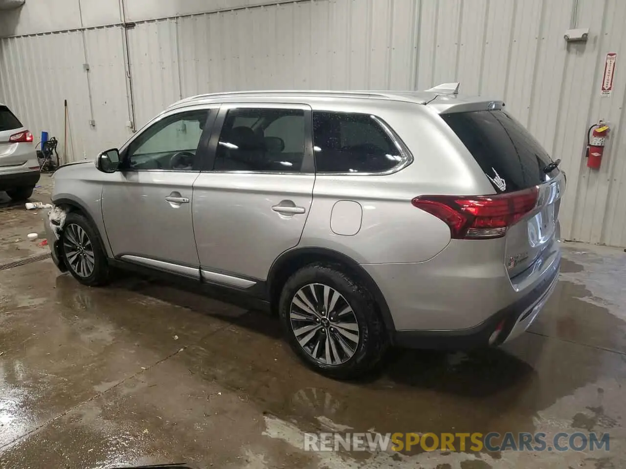 2 Photograph of a damaged car JA4AZ3A39LZ038406 MITSUBISHI OUTLANDER 2020