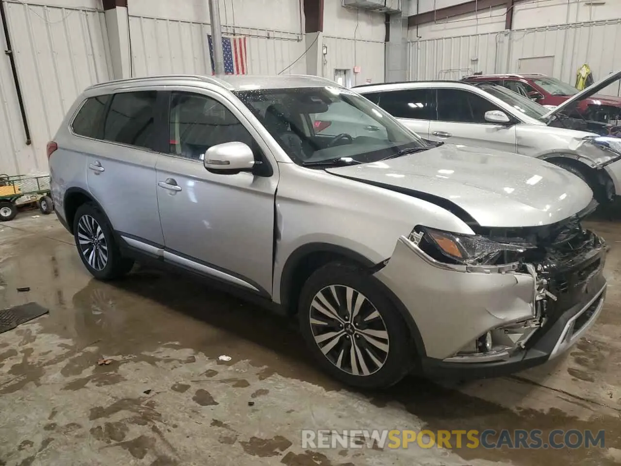 4 Photograph of a damaged car JA4AZ3A39LZ038406 MITSUBISHI OUTLANDER 2020