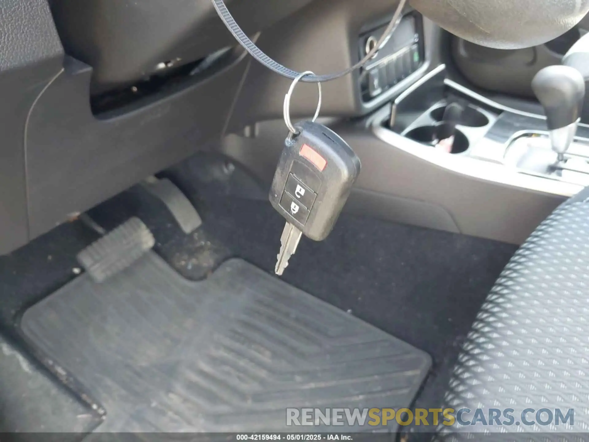 11 Photograph of a damaged car JA4AZ3A39LZ048854 MITSUBISHI OUTLANDER 2020