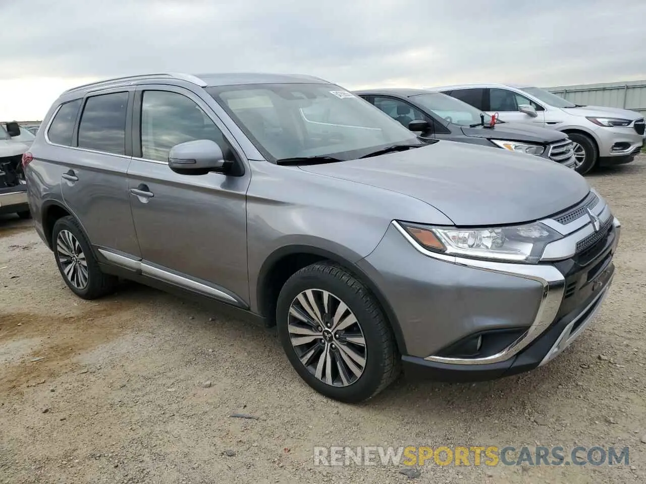4 Photograph of a damaged car JA4AZ3A3XLZ017208 MITSUBISHI OUTLANDER 2020