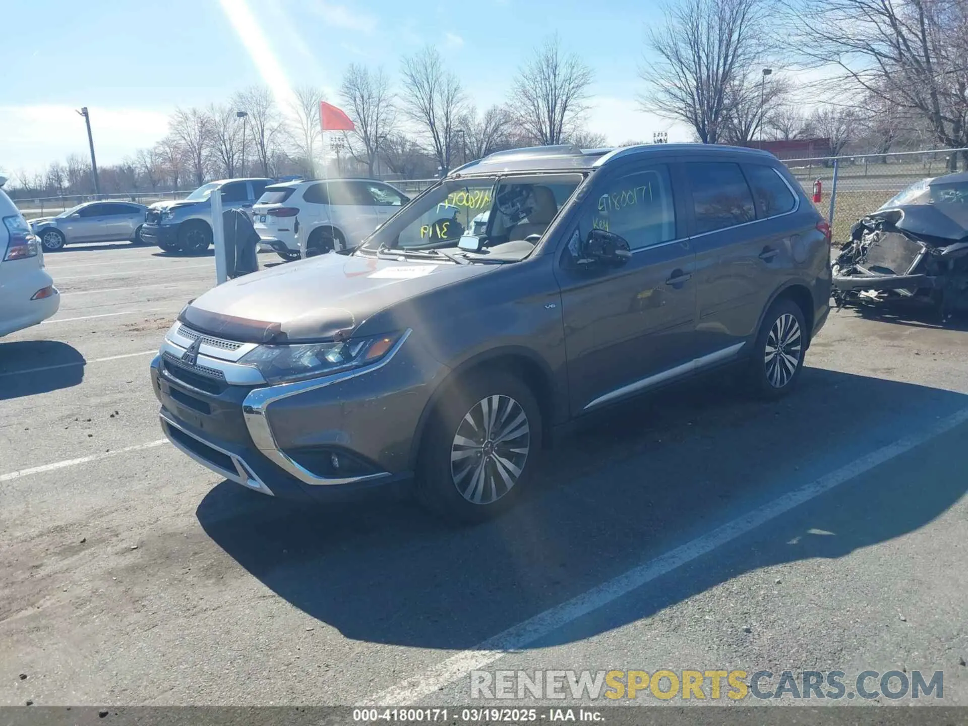 2 Photograph of a damaged car JA4JZ4AX4LZ008884 MITSUBISHI OUTLANDER 2020