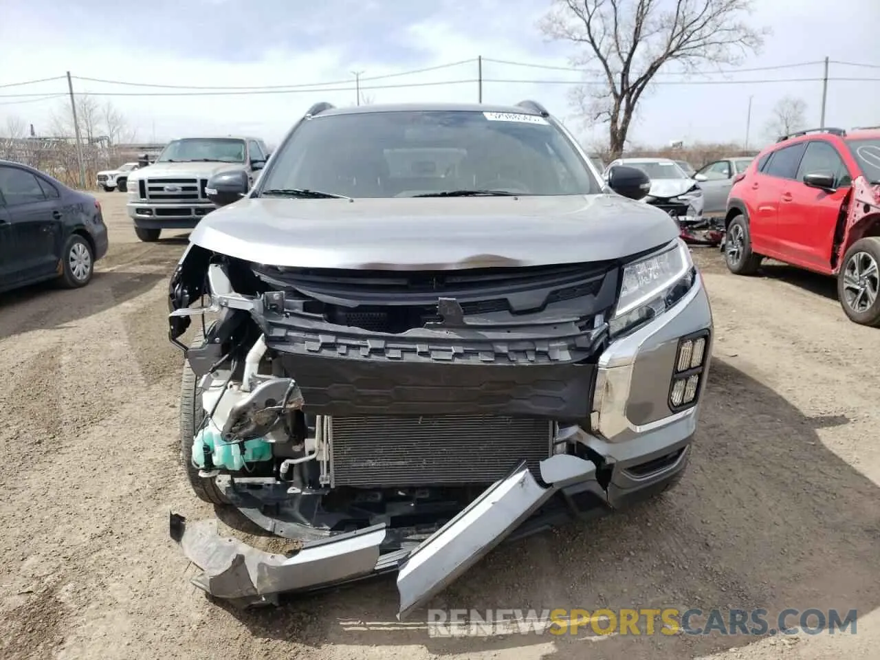 5 Photograph of a damaged car JA4AJVAW8MU606589 MITSUBISHI OUTLANDER 2021