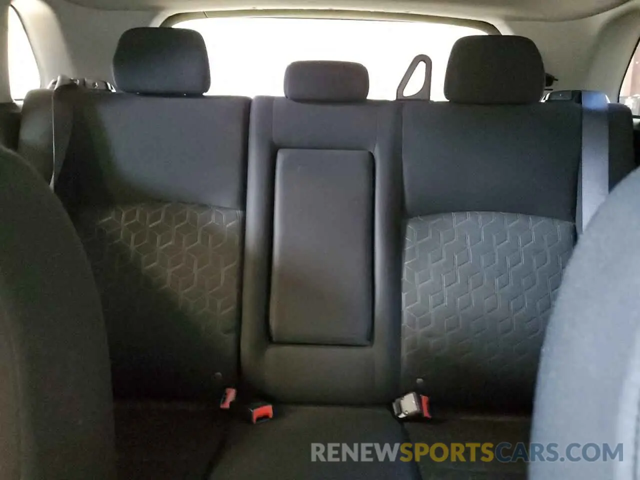 10 Photograph of a damaged car JA4AJVAW8MU606768 MITSUBISHI OUTLANDER 2021