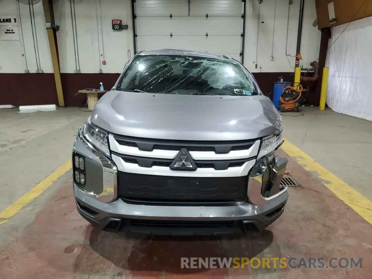 5 Photograph of a damaged car JA4APUAU0MU035445 MITSUBISHI OUTLANDER 2021