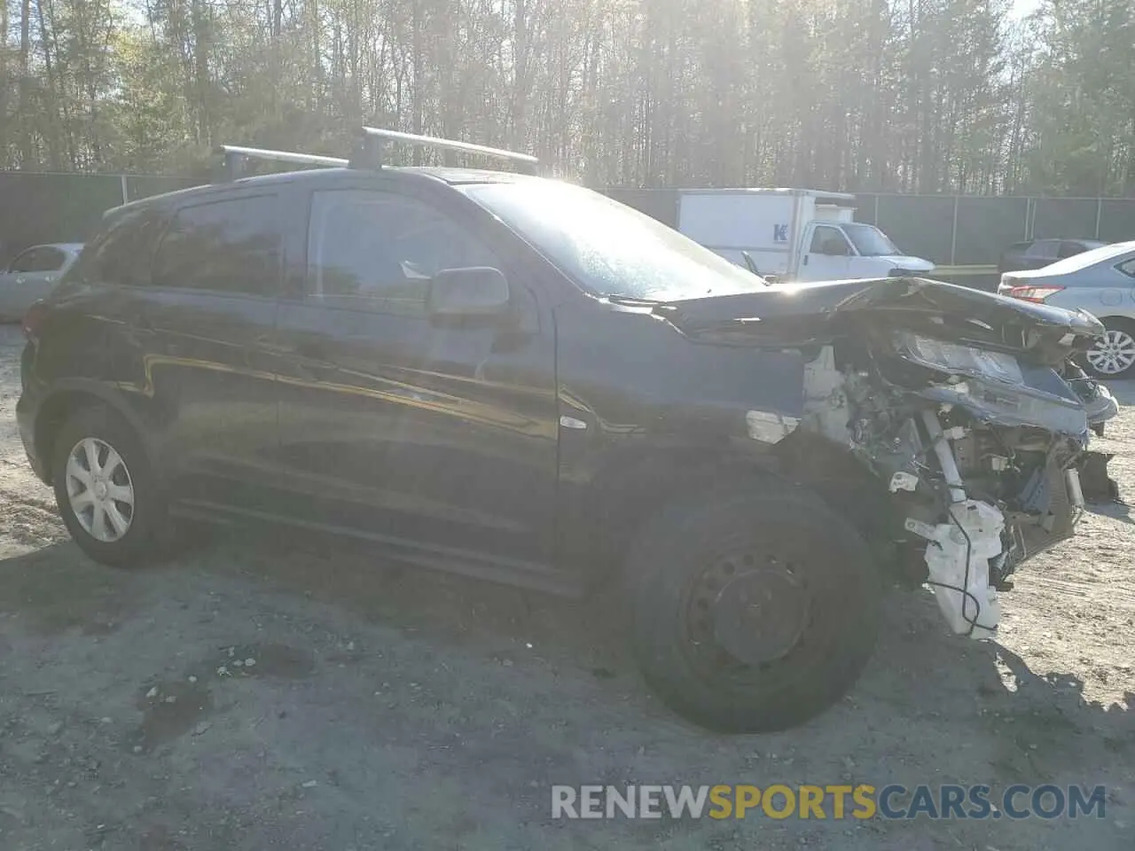 4 Photograph of a damaged car JA4APUAU3MU020289 MITSUBISHI OUTLANDER 2021