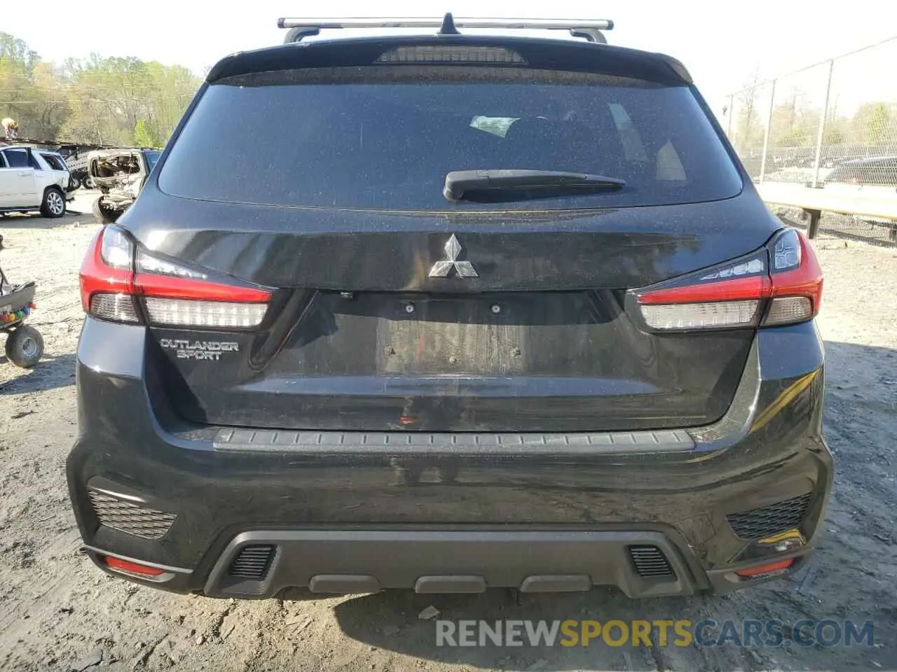 6 Photograph of a damaged car JA4APUAU3MU020289 MITSUBISHI OUTLANDER 2021
