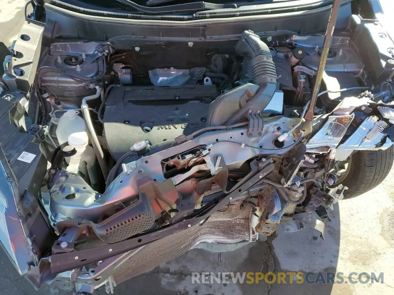 12 Photograph of a damaged car JA4APUAU3MU035195 MITSUBISHI OUTLANDER 2021