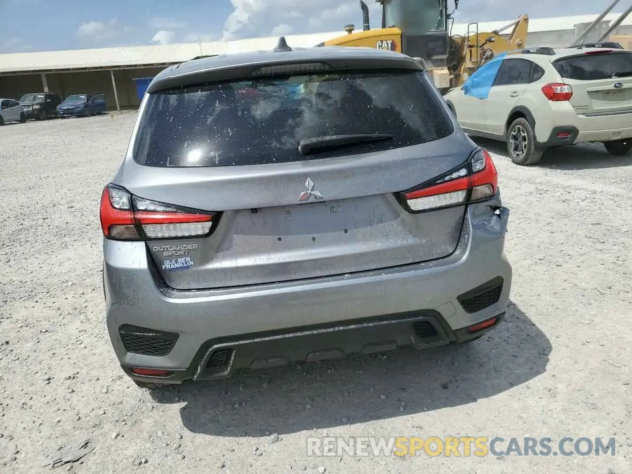 6 Photograph of a damaged car JA4APUAU4MU005834 MITSUBISHI OUTLANDER 2021