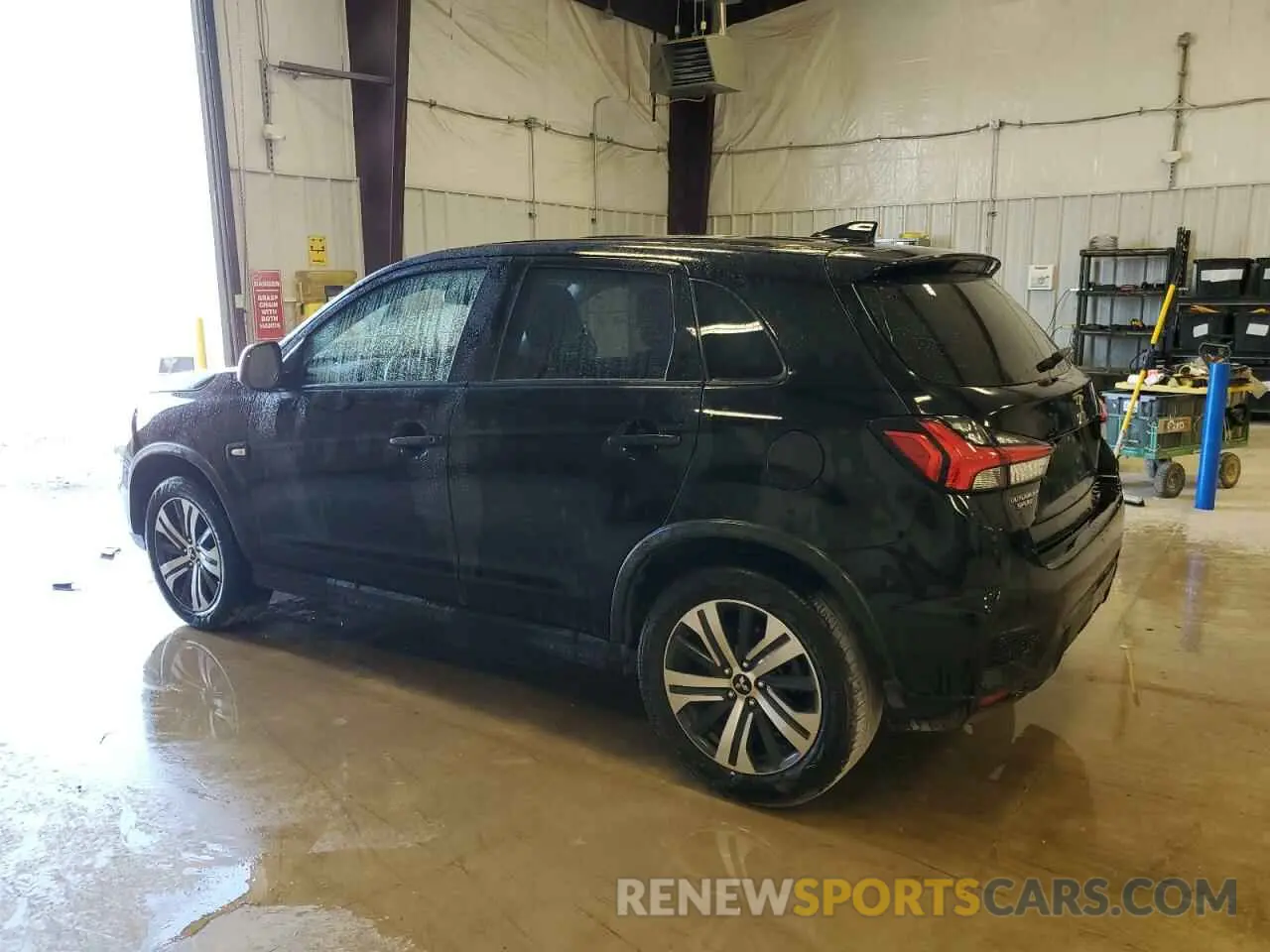 2 Photograph of a damaged car JA4APUAU4MU014582 MITSUBISHI OUTLANDER 2021