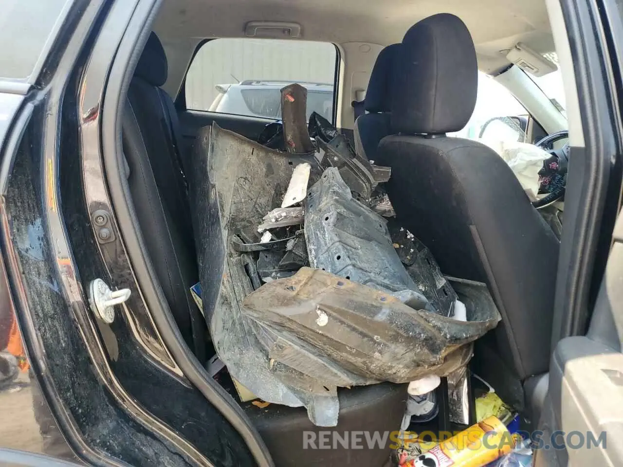 11 Photograph of a damaged car JA4APUAU6MU020822 MITSUBISHI OUTLANDER 2021