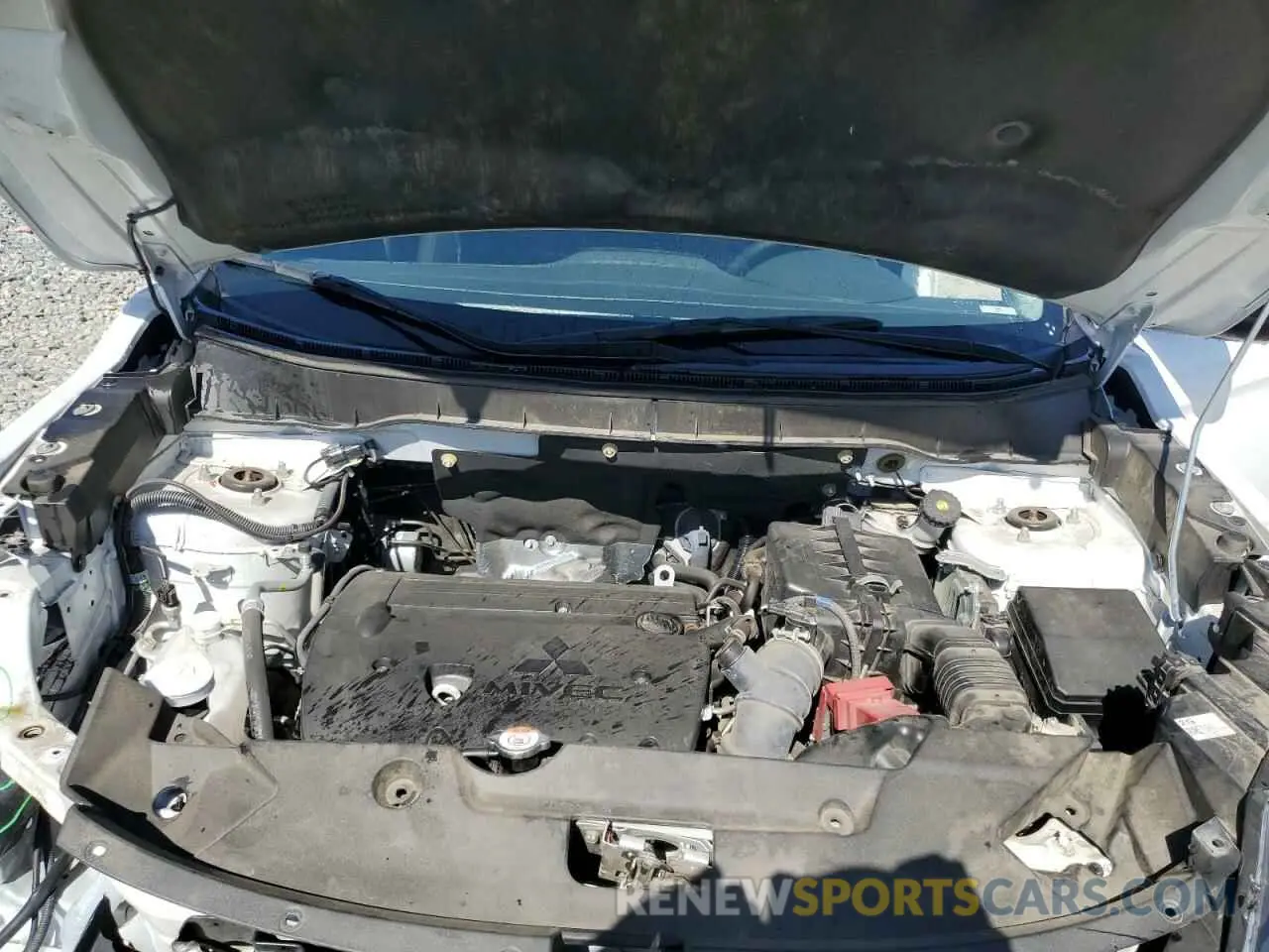 12 Photograph of a damaged car JA4APUAU6MU030699 MITSUBISHI OUTLANDER 2021