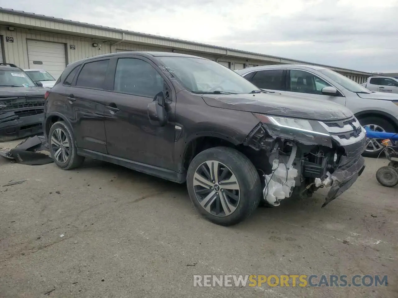 4 Photograph of a damaged car JA4APUAU8MU010938 MITSUBISHI OUTLANDER 2021