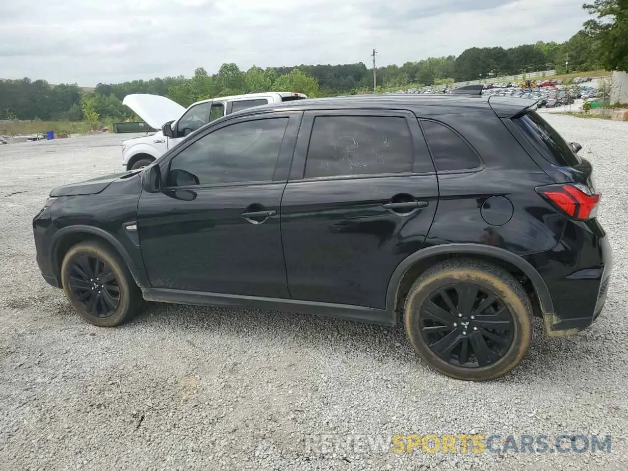2 Photograph of a damaged car JA4APUAU9MU020538 MITSUBISHI OUTLANDER 2021