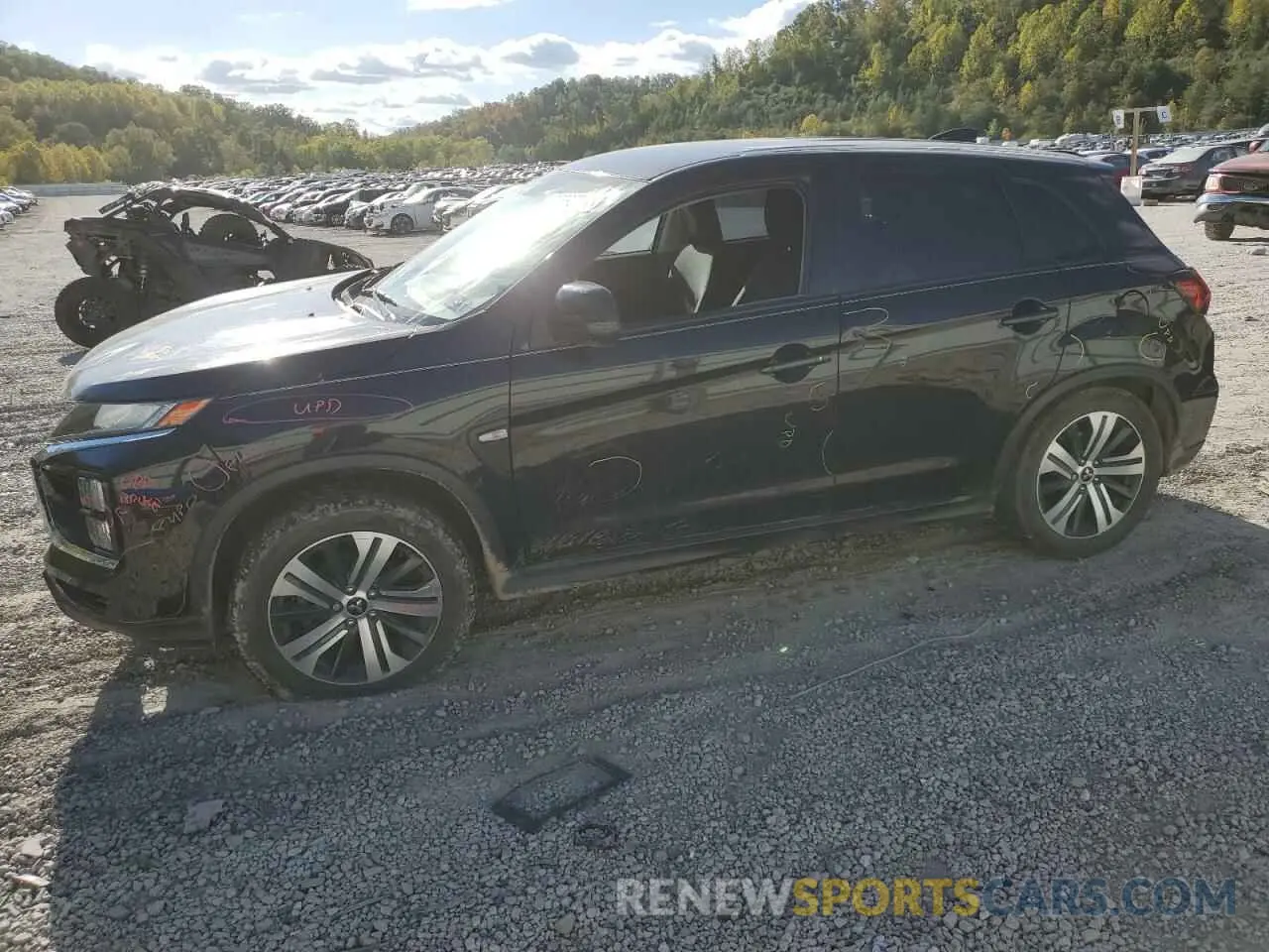 1 Photograph of a damaged car JA4APUAUXMU006874 MITSUBISHI OUTLANDER 2021
