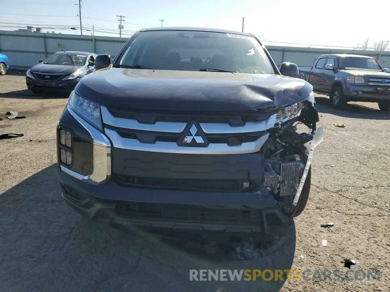 5 Photograph of a damaged car JA4APUAUXMU011203 MITSUBISHI OUTLANDER 2021