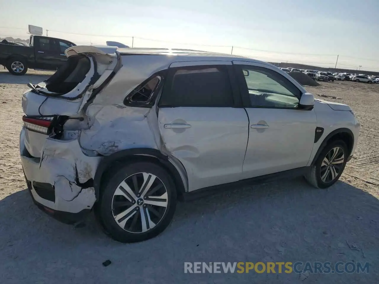 3 Photograph of a damaged car JA4APUAUXMU029409 MITSUBISHI OUTLANDER 2021