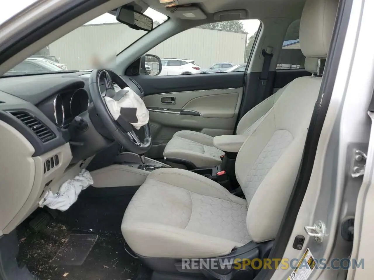 7 Photograph of a damaged car JA4APVAU3MU004468 MITSUBISHI OUTLANDER 2021