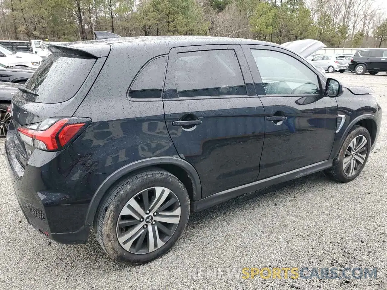 3 Photograph of a damaged car JA4APVAU6MU013245 MITSUBISHI OUTLANDER 2021
