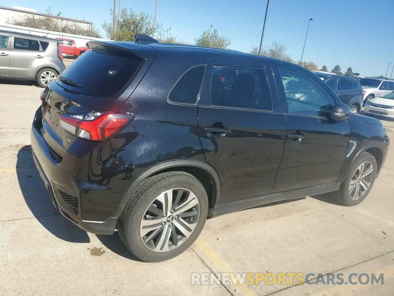 3 Photograph of a damaged car JA4APVAU6MU015769 MITSUBISHI OUTLANDER 2021