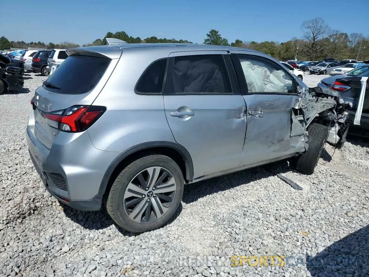 3 Photograph of a damaged car JA4APVAU6MU019482 MITSUBISHI OUTLANDER 2021